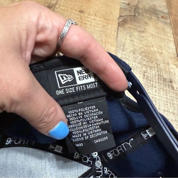 New Era 9Forty Adjustable Dallas Cowboys Cap Captain Navy - Picture 7 of 7